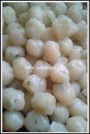 Bahan 200 gram tepung tapioka 200 gram tepung terigu bumbu : Resep Cilok Bumbu Kacang Empuk Resep Neti