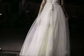 Im kleider.store kannst du kleider günstig online kaufen und dabei noch unter vielen designern vergleichen. Anlassgeschaft C A Startet Mit Brautmode