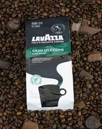 Lavazza Usa Official Store Discover Passion In Your Cup Lavazza Coffee Snobs Blended Coffee