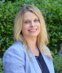 Kasey Mcnamara's Instagram, Twitter & Facebook