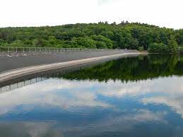 Der stausee ist in den. Spritztour Zur Steinbachtalsperre Euskirchen Trippics