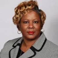 Effie George's Instagram, Twitter & Facebook