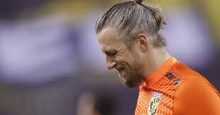 Последние твиты от jeroen pasveer (@jeroenpasveer). Captain Pasveer Is Hard For Vitesse Not A Moment S Drive From Earlier In The Season Dutch Football Netherlands News Live