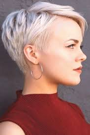 33 Stunning Pixie Haircuts For This New Seasonhaircuts Pixie Sac Kesimleri Kadin Kisa Sac Pixie Sac