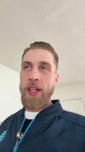 Zachary Peck's Instagram, Twitter & Facebook