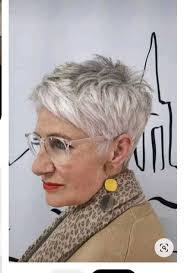 Barbara Lampkin's Instagram, Twitter & Facebook