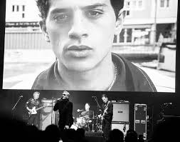 Fresno, CA. 📸 @ryanlowry