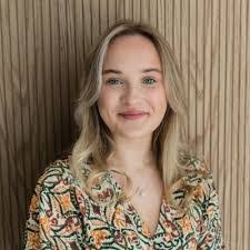 Ava Glass's Instagram, Twitter & Facebook