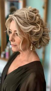 19 Elegant Updos for Older Women: Timeless Styles for Every Occasion