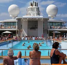 Wir wünschen schon einmal einen schönen urlaub! Kreuzfahrt Aida Oder Tui Cruises Welches Schiff Passt Zu Wem Welt