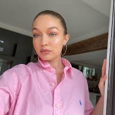 Последние твиты от gigi hadid (@gigihadid). Gigi Hadid Just Moved Into A Remodeled 5 8m Apartment She Designed Herself And People Are Making Fun Of Her Bizarre Design Choices Bored Panda
