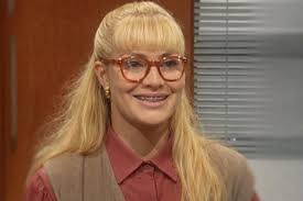 Cuál es el mejor protagónico de Laura Flores? Pues en "Betty, la fea",  obvio!!!! Ah no, solo fue actriz invitada para representar a México y el  programa "Hoy" en el lanzamiento de