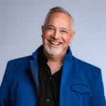 Nina Hoffmann Joins the Crestcom Network