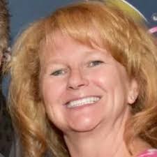 Mariah Ramirez's Instagram, Twitter & Facebook