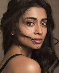 Tamil can produce some different kind of movies. Shriya Saran Actress Indian Actress Kollywood Tollywood Bollywood Tamil Actress Hd Mobile Wallpaper Peakpx