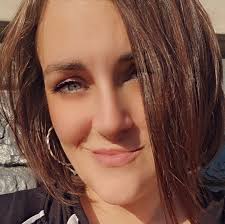 Are there any local churches or nonprofits that are providing Thanksgiving  meals that are looking for volunteers to help?