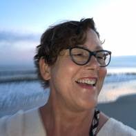 Rhonda Purvis's Instagram, Twitter & Facebook