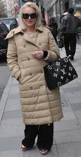 Aylin Coşkun: Aleyna Tilkinin psikoloğa gitmesi gerekiyor! - Time Turks  Saat Başı Güncel Haberler