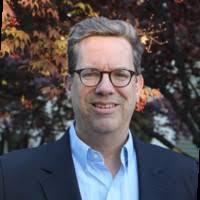 Erik Murad's Instagram, Twitter & Facebook