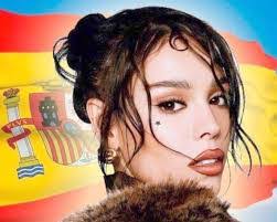 Violeta Garza's Instagram, Twitter & Facebook