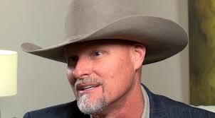 Sheriff Mark Lamb responds to Sinema's announcement