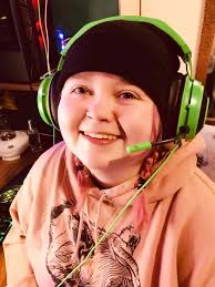 Come watch https://www.twitch.tv/gh0st2_savage needs help