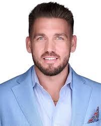 Nicole Workman's Instagram, Twitter & Facebook