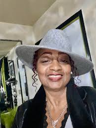 Hello, I'm Debbie and something to know about me is I love Autumn 🧡🍂🍁