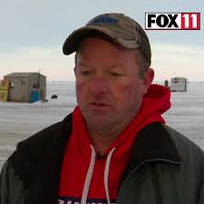 Mark Ecker of the Quinney Fishing Club explains how warm weather is  affecting Lake Winnebago’s ice. #lakewinnebago #icefishing  #icefishingwisconsin #wintersports