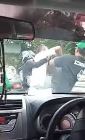 Saye lan,terima kasih sebab singgah belog saye.folow ye ! Lan Pet Pet Mengamuk