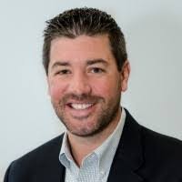 Kelly Dent's Instagram, Twitter & Facebook