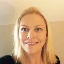 Oonagh Connolly (@OonaghC_AIB)