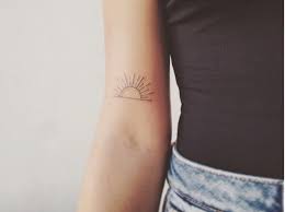 Favour Jewelry Favorjewelry Fotos Y Videos De Instagram Tattoos Line Tattoos Shape Tattoo