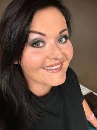 Tammy Batchelor's Instagram, Twitter & Facebook