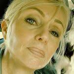 Kari Hester's Instagram, Twitter & Facebook