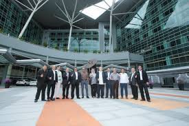 The property is located near the kuala lumpur international airport (klia) and f1. Lawatan Ke Th Hotel Kuching Tabung Haji