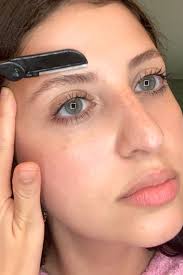 I suggest to first stand two feet away from. How To Shape Eyebrows 6 Tips For The Perfect Eyebrow Shape 2020