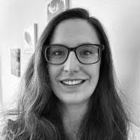 Lisa Steidl's Instagram, Twitter & Facebook