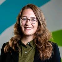 Sara Mcfadden's Instagram, Twitter & Facebook