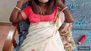 Une belle-mère baise avec son beau-fils - dialogues érotiques