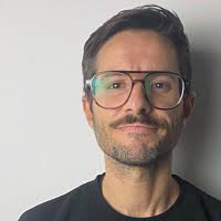 A list of who Rachel Rudge is following