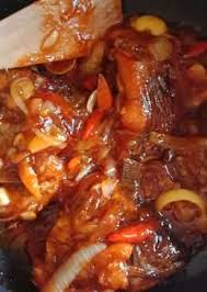 Yuk, kita simak videonya dan segera memasak! Masak Ikan Nila Pedas Manis Resep Ikan Nila Pedas Resep Masakan Indonesia 2 Ikan Nila 2 Wortel 2 Siung Bawang Merah 2 Siung Bawang Putih Daun Seledri Saus Sambal 2
