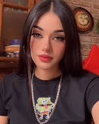 Carla Silva's Instagram, Twitter & Facebook