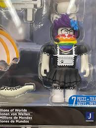 aw hell nah they got the femboy roblox figure 😭😭 : rteenagersnew