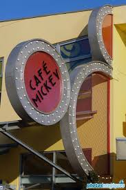 Cafe Mickey Photos Magiques Disneyland Paris Mickey Happy Birthday Tony