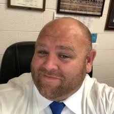 Lea Coyle's Instagram, Twitter & Facebook