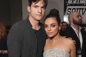 Kelly bruder is on facebook. Ashton Kutcher Und Mila Kunis Spielt Ihr Mit Uns Web De
