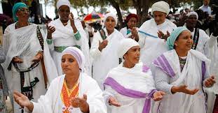 The largest group claiming to be historically jewish are the beta israel, also known as ethiopian jews. Ethiopian Jews Slam Israeli Pm Netanyahu For Being Racist Daily Sabah