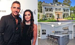 This week, cozi tv announced the real housewives of beverly hills star will host an upcoming marathon of little house on the prairie. Kyle Richards And Mauricio Umansky S Home Robbed Daily Mail Online