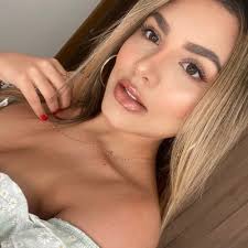 Maria Prada (@mariapradad_)